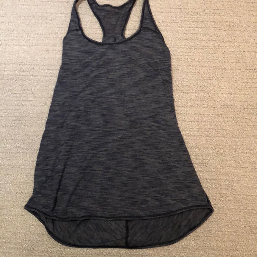 Lulu Lemon Silverescent twist back tank top